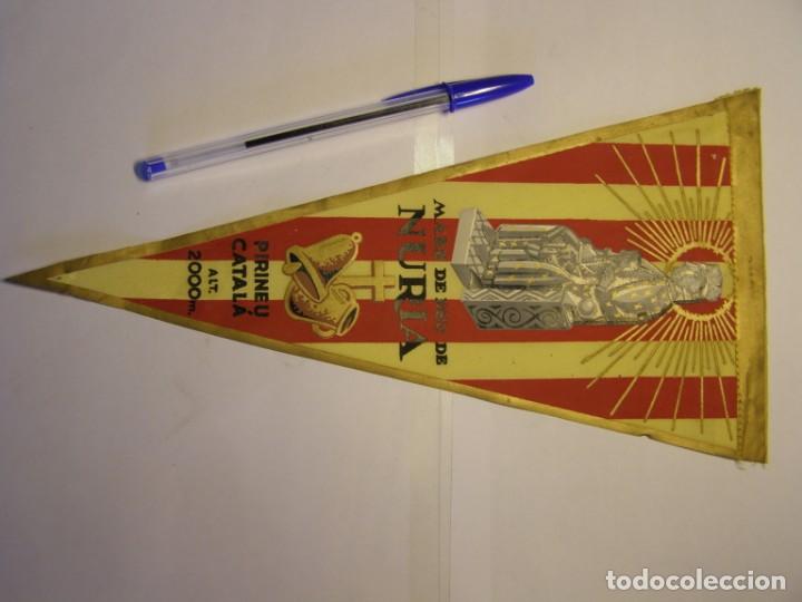 Fanions de collection: Bander&iacute;n de N&uacute;ria. A&ntilde;os 60.