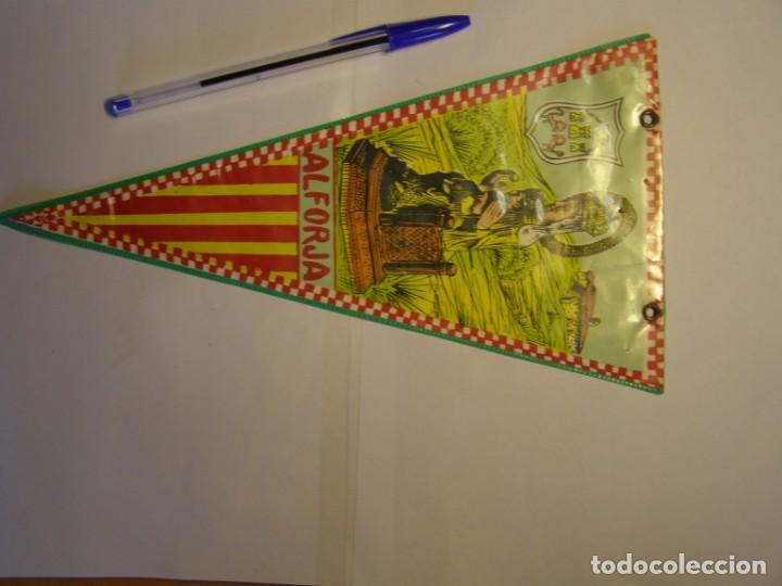 Galhardetes de cole&ccedil;&atilde;o: Bander&iacute;n de Alforja. A&ntilde;os 60.