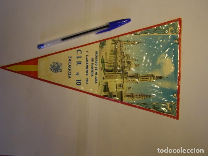 Galhardetes de cole&ccedil;&atilde;o: Bander&iacute;n del C.I.R. N&ordm; 10, Zaragoza. A&ntilde;os 1967.