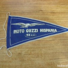Banderines de colección: ANTIGUO BANDERIN MOTO GUZZI HISPANIA. Lote 221725355
