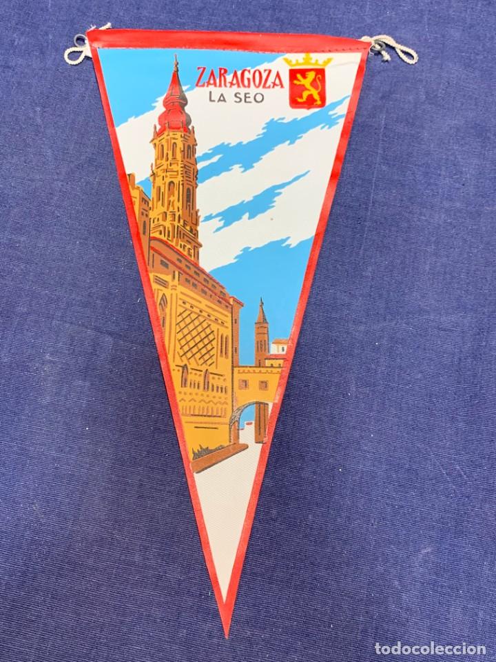 Sammlung von Wimpeln: BANDERIN ZARAGOZA LA SEO