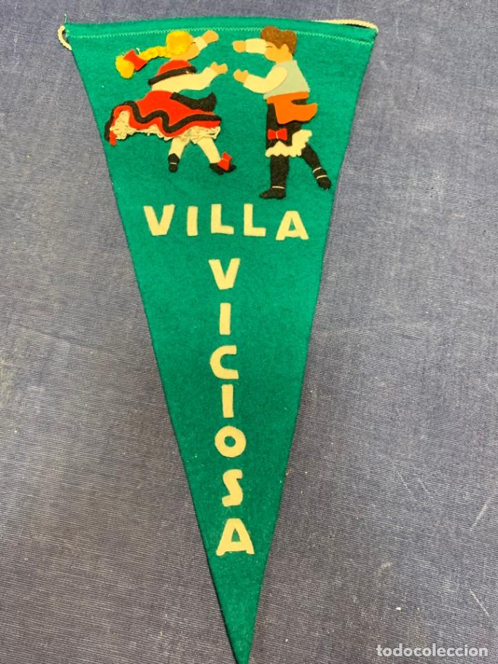 Galhardetes de cole&ccedil;&atilde;o: BANDERIN FIELTRO BORDADO VILLAVICIOSA ASTURIAS