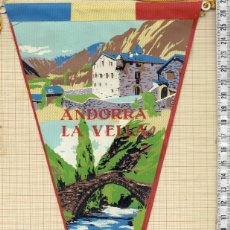 Banderines de colección: BANDERIN RECUERDO DE ANDORRA LA VELLA . 196X.