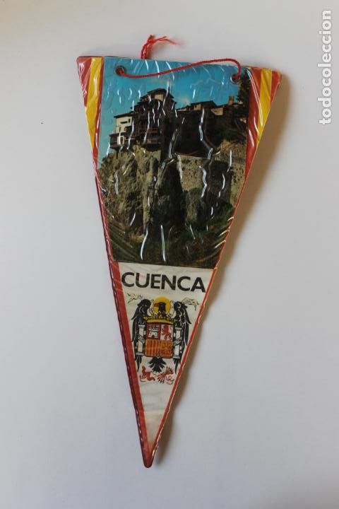 Bandierine di collezione: ANTIGUO BANDERIN CUENCA, CASAS COLGANTES, A&Ntilde;OS 60-70