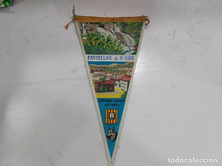 Sammlung von Wimpeln: ANTIGUO BANDERIN CASTELLAR DE NHUG