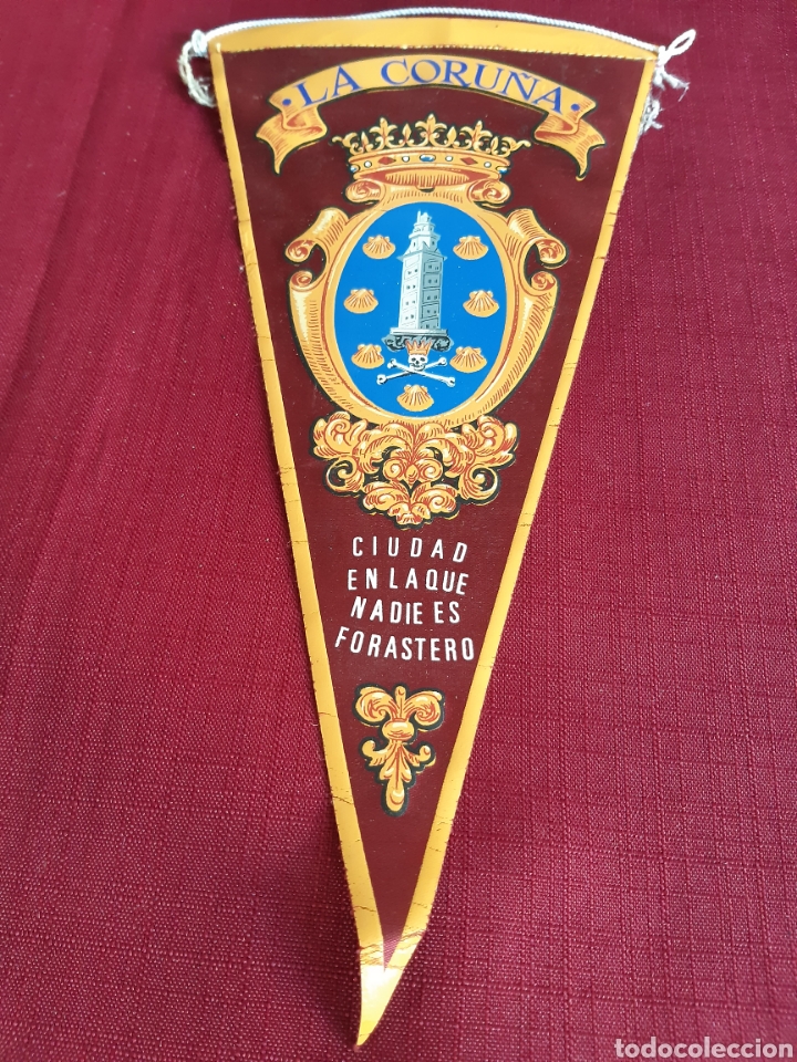 Fanions de collection: Banderin LA CORU&Ntilde;A Ciudad en la que nadie es forastero, a&ntilde;os 60