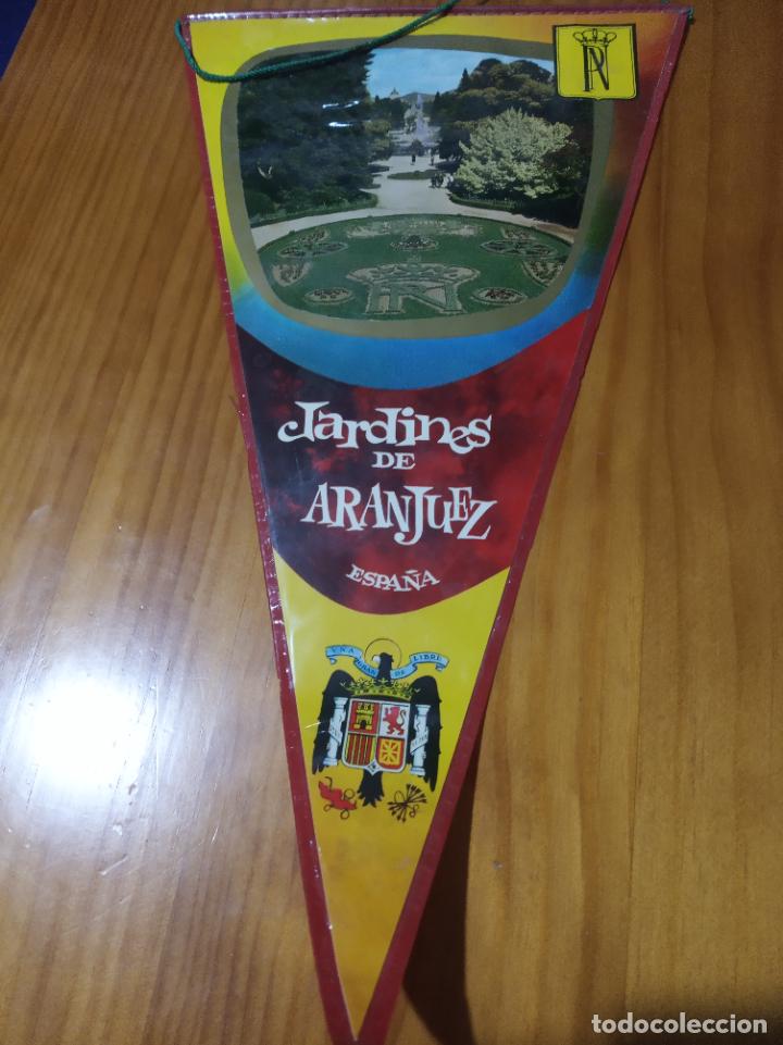 Sammlung von Wimpeln: BANDERIN-JARDINES DE ARANJUEZ-ESPA&Ntilde;A