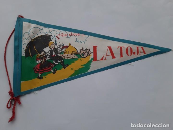 Bandierine di collezione: ANTIGUO BANDERIN DE TELA GALICIA &iexcl;&iexcl;QUE CHOVA...!! TURISMO