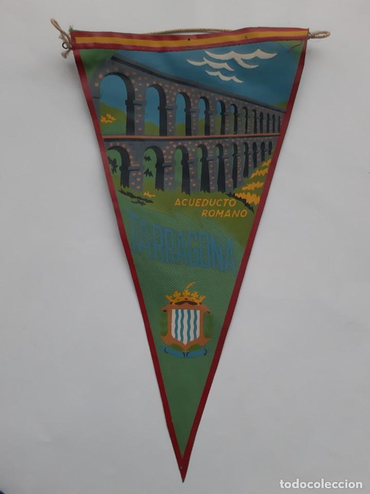 Bandierine di collezione: ANTIGUO BANDERIN DE TELA TARRAGONA ACUEDUCTO ROMANO TURISMO