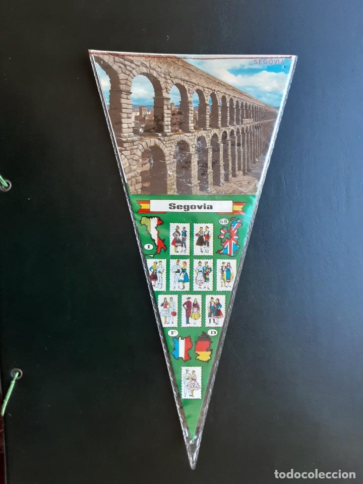 Bandierine di collezione: BANDERIN DE SEGOVIA, A&Ntilde;OS 70 &oacute; 60