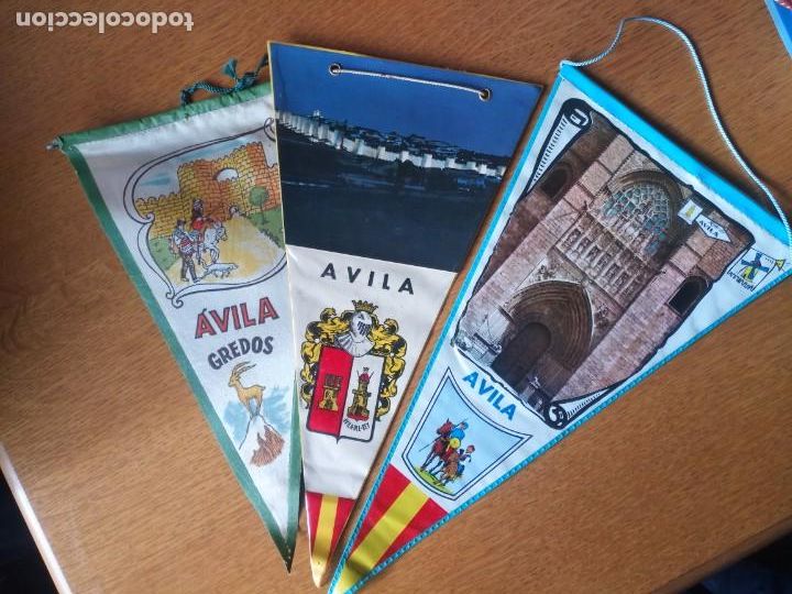 Bandierine di collezione: Antiguos bander&iacute;nes &Aacute;vila lote