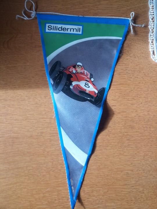 Bandierine di collezione: Antiguo bander&iacute;n silidermil coches