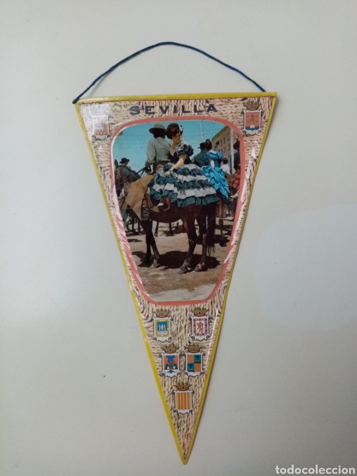 Bandierine di collezione: Bander&iacute;n vintage tur&iacute;stico de Sevilla