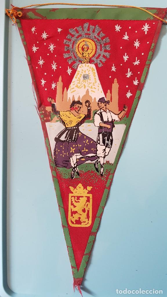 Galhardetes de cole&ccedil;&atilde;o: BANDER&Iacute;N. ZARAGOZA.