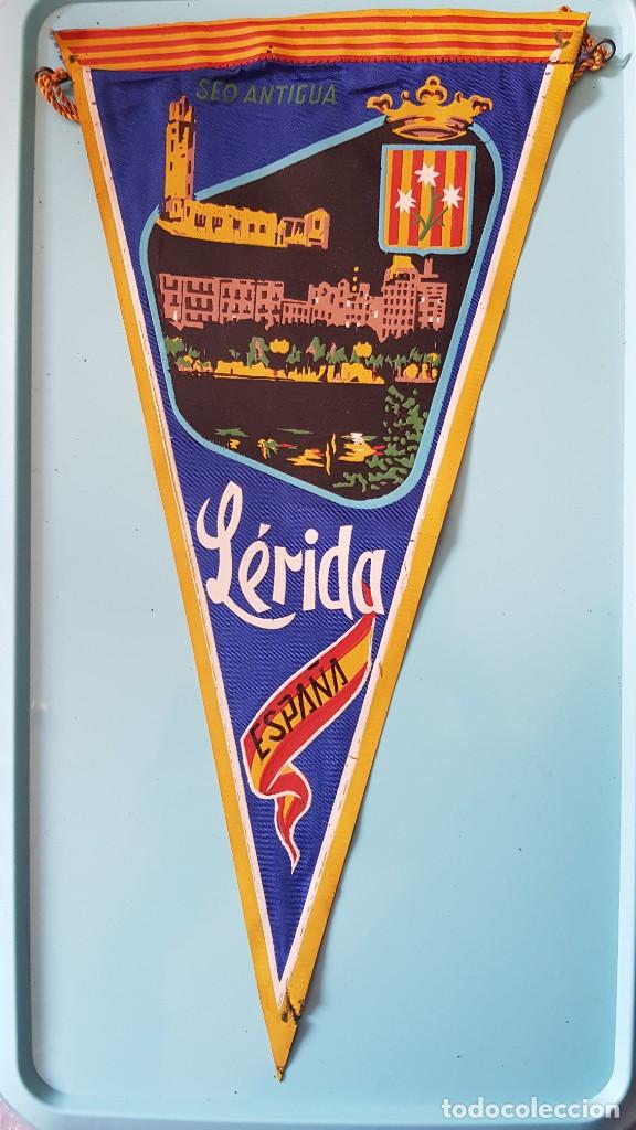 Galhardetes de cole&ccedil;&atilde;o: BANDER&Iacute;N. L&Eacute;RIDA. SEO ANTIGUA.