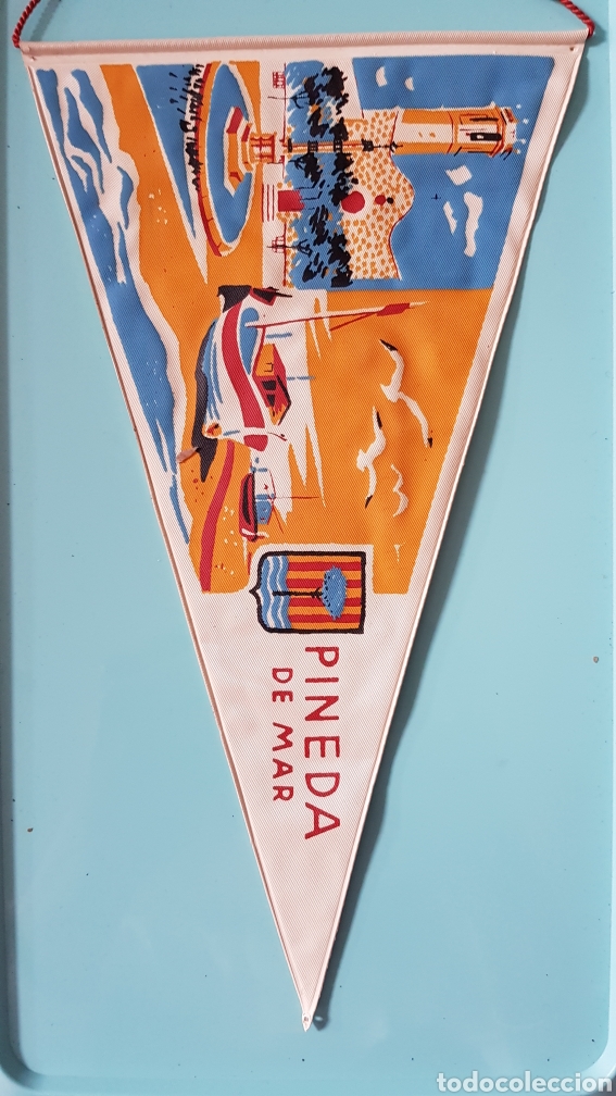 Galhardetes de cole&ccedil;&atilde;o: Bander&iacute;n PINEDA DE MAR. PL&Aacute;STICO. DIBUJO POR AMBAS CARAS