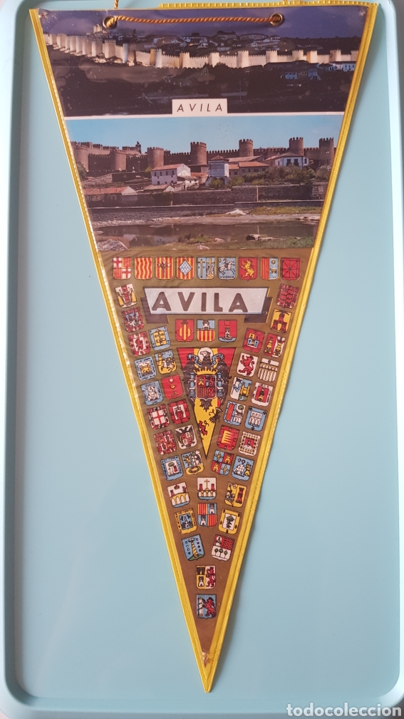 Galhardetes de cole&ccedil;&atilde;o: Antiguo Bander&iacute;n AVILA. Plastificado.