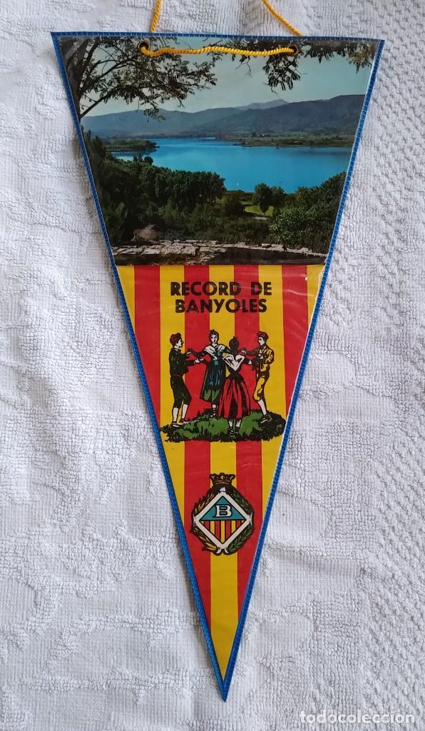 Sammlung von Wimpeln: BANDERIN. BANYOLES. PLASTIFICADO. A&Ntilde;OS 60. BUEN ESTADO