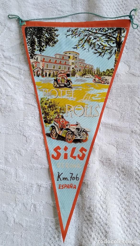 Sammlung von Wimpeln: BANDERIN. HOTEL ROLLS. SILS. DE TELA. A&Ntilde;OS 60. BUEN ESTADO