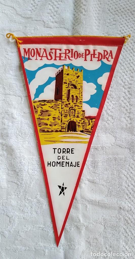 Sammlung von Wimpeln: BANDERIN. MONASTERIO DE PIEDRA. TORRE DEL HOMENAJE. DE TELA. A&Ntilde;OS 60. MUY BUEN ESTADO
