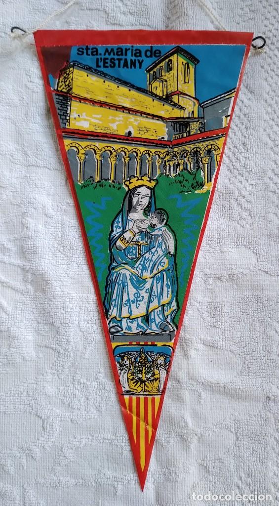 Sammlung von Wimpeln: BANDERIN. SANTA MAR&Iacute;A D&acute;EL ESTANY. DE TELA. A&Ntilde;OS 60. MUY BUEN ESTADO