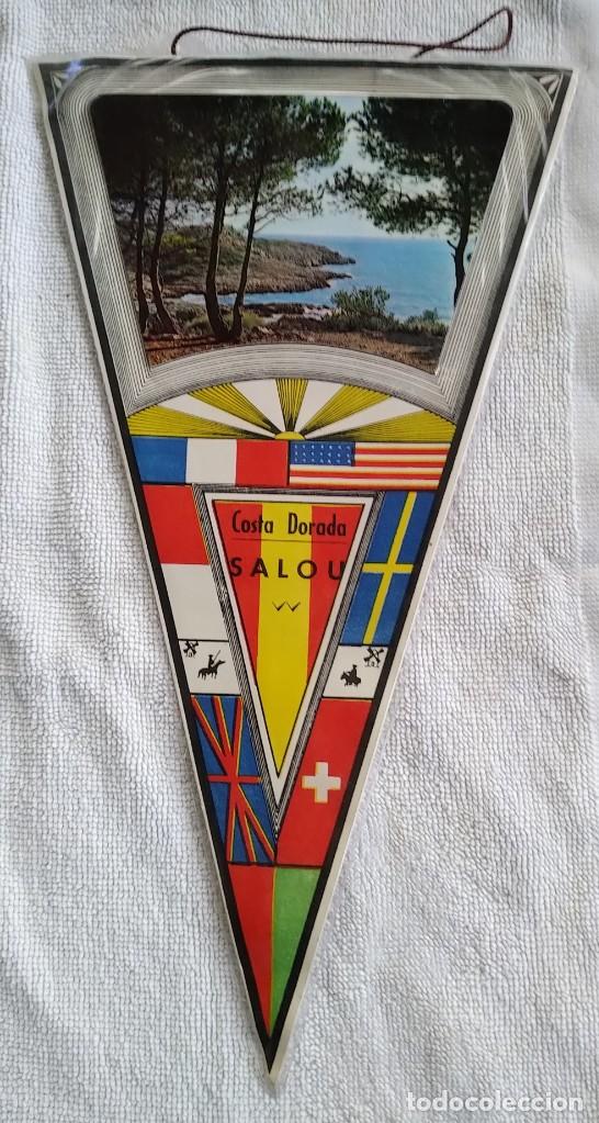 Sammlung von Wimpeln: BANDERIN. COSTA DORADA. SALOU. PLASTIFICADO. A&Ntilde;OS 60. MUY BUEN ESTADO