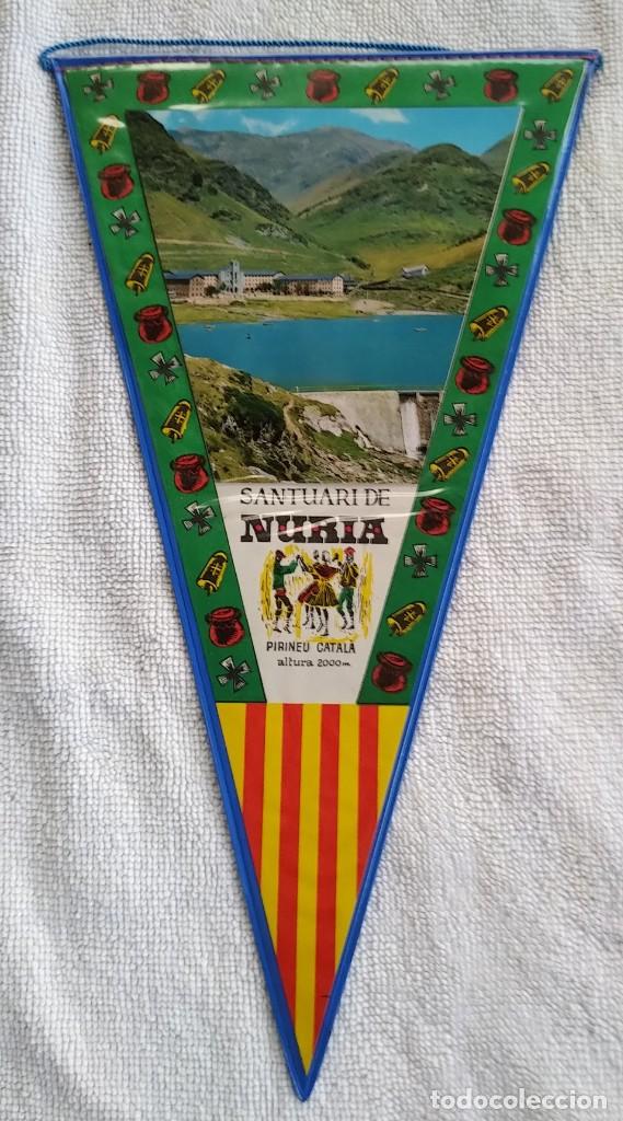 Sammlung von Wimpeln: BANDERIN. SANTUARI DE NURIA. PLASTIFICADO. A&Ntilde;OS 60. MUY BUEN ESTADO