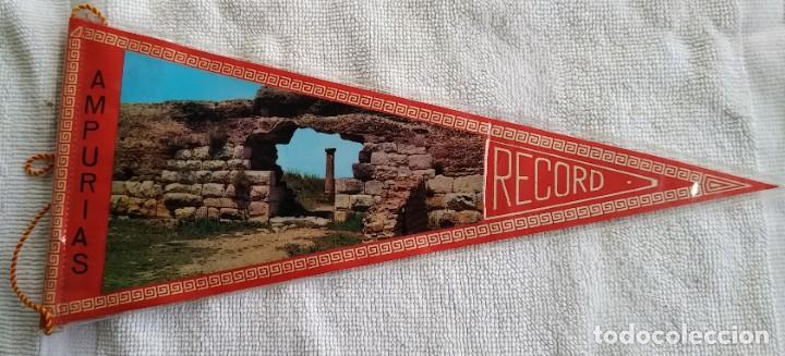 Sammlung von Wimpeln: BANDERIN. RECORD DE AMPURIES . PLASTIFICADO. A&Ntilde;OS 60. MUY BUEN ESTADO