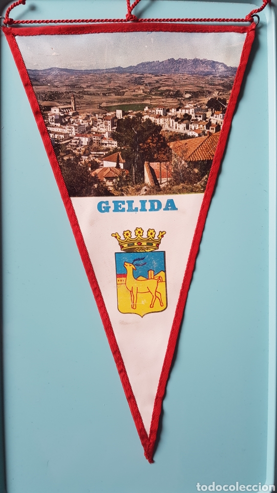 Sammlung von Wimpeln: Bander&iacute;n GELIDA.