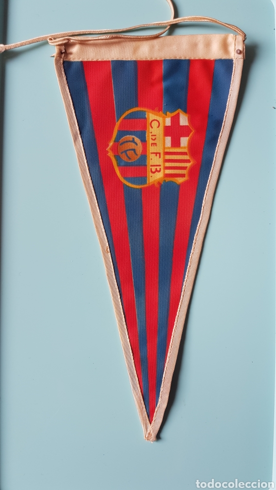 Sammlung von Wimpeln: Antiguo bander&iacute;n C. De F.C. F&uacute;tbol CLUB Barcelona.