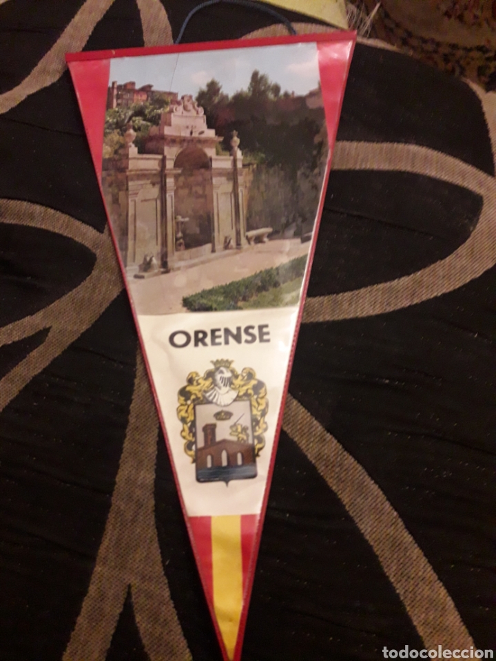 Galhardetes de cole&ccedil;&atilde;o: Antiguo bander&iacute;n de Orense