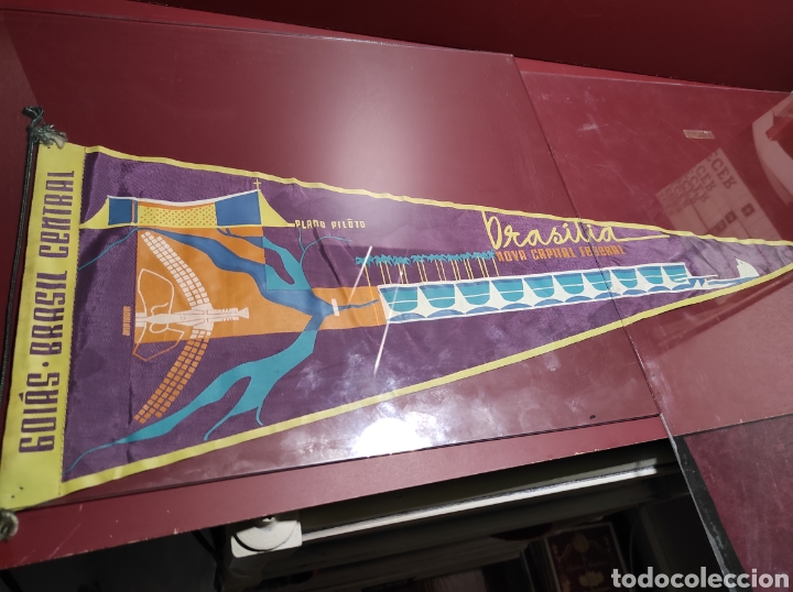 Galhardetes de cole&ccedil;&atilde;o: Bander&iacute;n BRASILIA -BRASIL CENTRAL