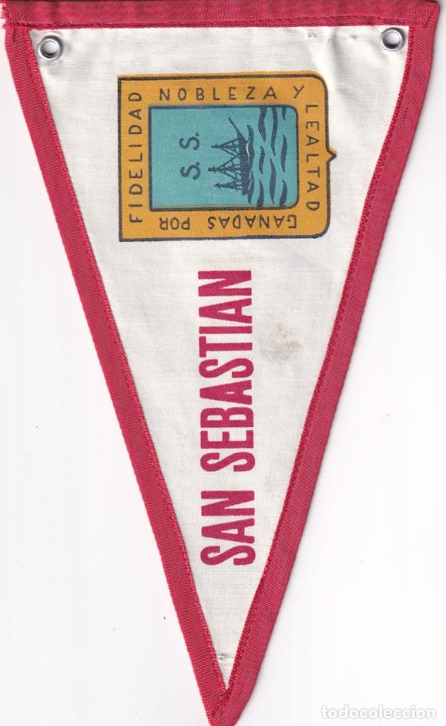 Fanions de collection: Bander&iacute;n en tela Recuerdo de Espa&ntilde;a San Sebasti&aacute;n unos 20 cm