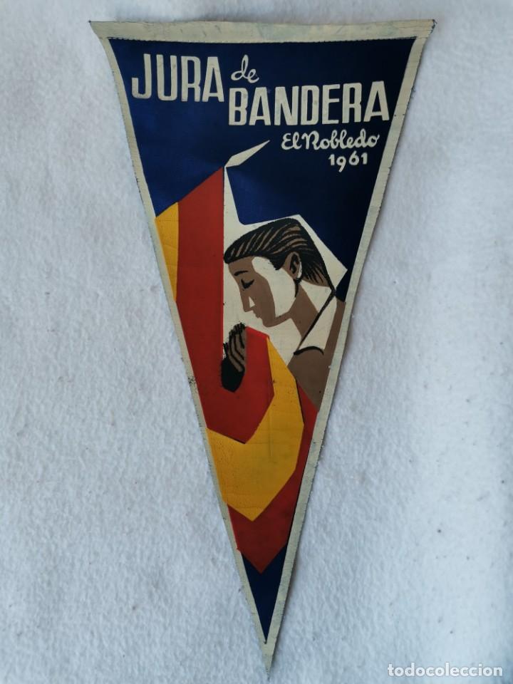 Galhardetes de cole&ccedil;&atilde;o: Bander&iacute;n Jura de Bandera El Robledo 1961