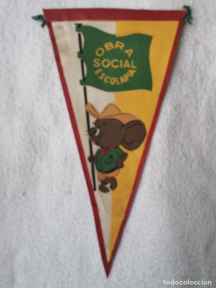 Galhardetes de cole&ccedil;&atilde;o: Bander&iacute;n Obra Socias Escolapia