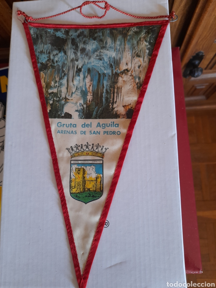 Banderines de colecci&oacute;n: Sntiguo banderin, Gruta del Aguila,Avila