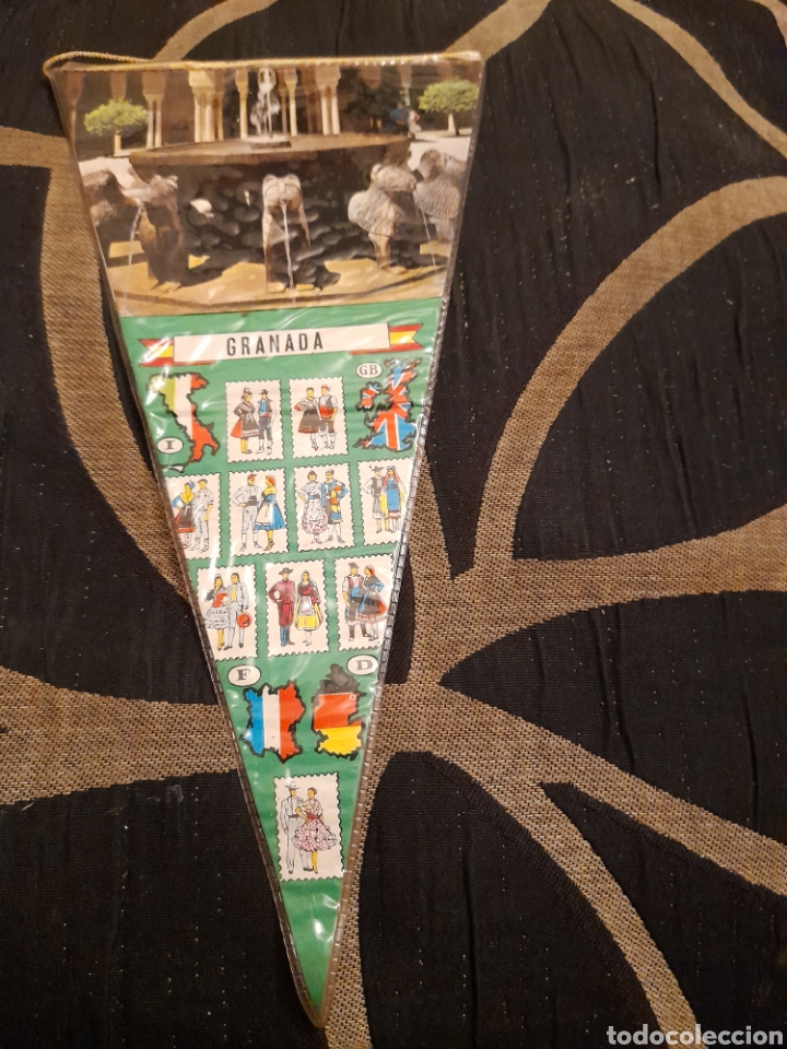Fanions de collection: Antiguo banderin de Granada