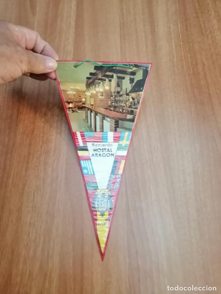 Sammlung von Wimpeln: BANDERIN RECUERDO HOSTAL ARAGON