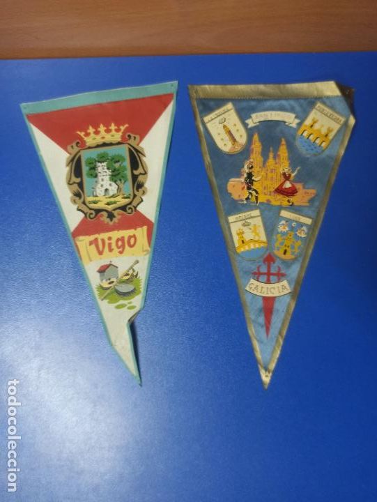 Sammlung von Wimpeln: LOTE 2 ANTIGUOS BANDERINES - GALICIA Y VIGO