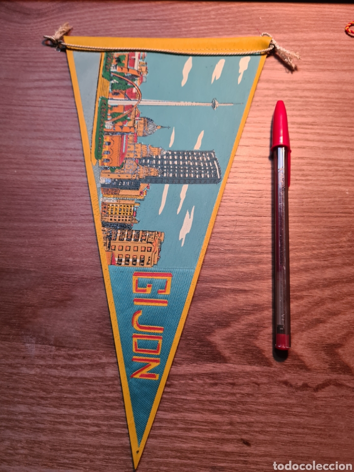 Collection pennants: BANDERIN GIJON A&Ntilde;OS 60