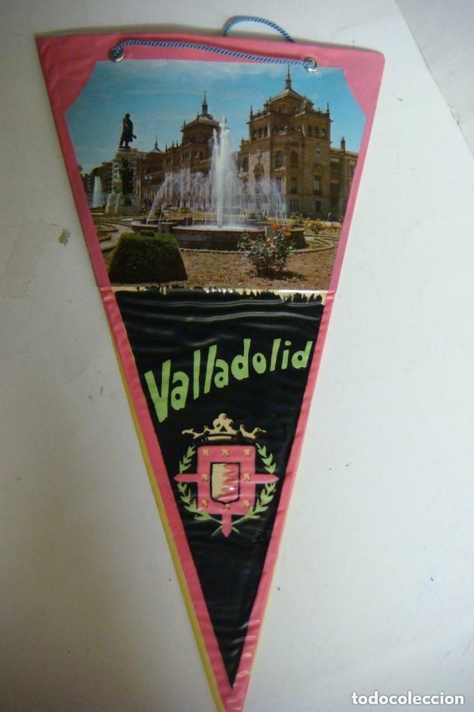 Collection pennants: BANDERIN A&Ntilde;O 60 DE VALLADOLID PLAZA DE ZORRILLA -(&)