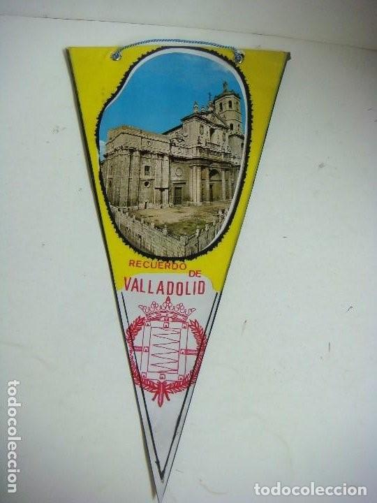 Galhardetes de cole&ccedil;&atilde;o: BANDERIN DE LOS A&Ntilde;OS 60-70 DE FACHADA DE LA CATEDRAL RECUERDO DE VALLADOLID -(&)