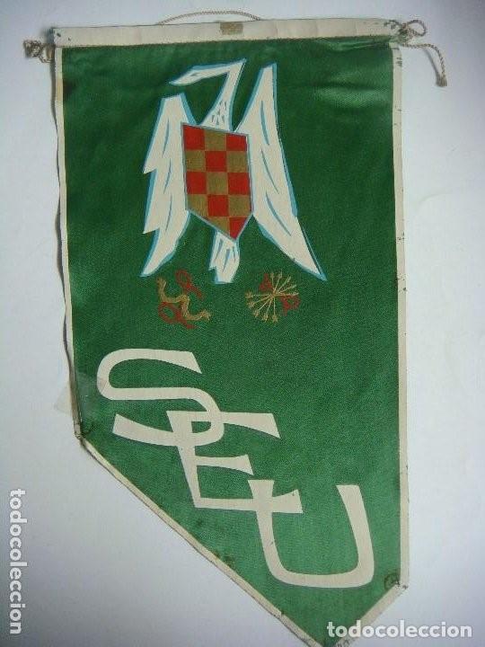 Collection pennants: BANDERIN DE LOS A&Ntilde;OS 60 EN TELA DE SEU- COLOR VERDE -(&)