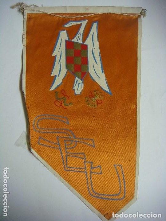 Collection pennants: BANDERIN DE LOS A&Ntilde;OS 60 EN TELA DE SEU- COLOR NARANJA -(&)