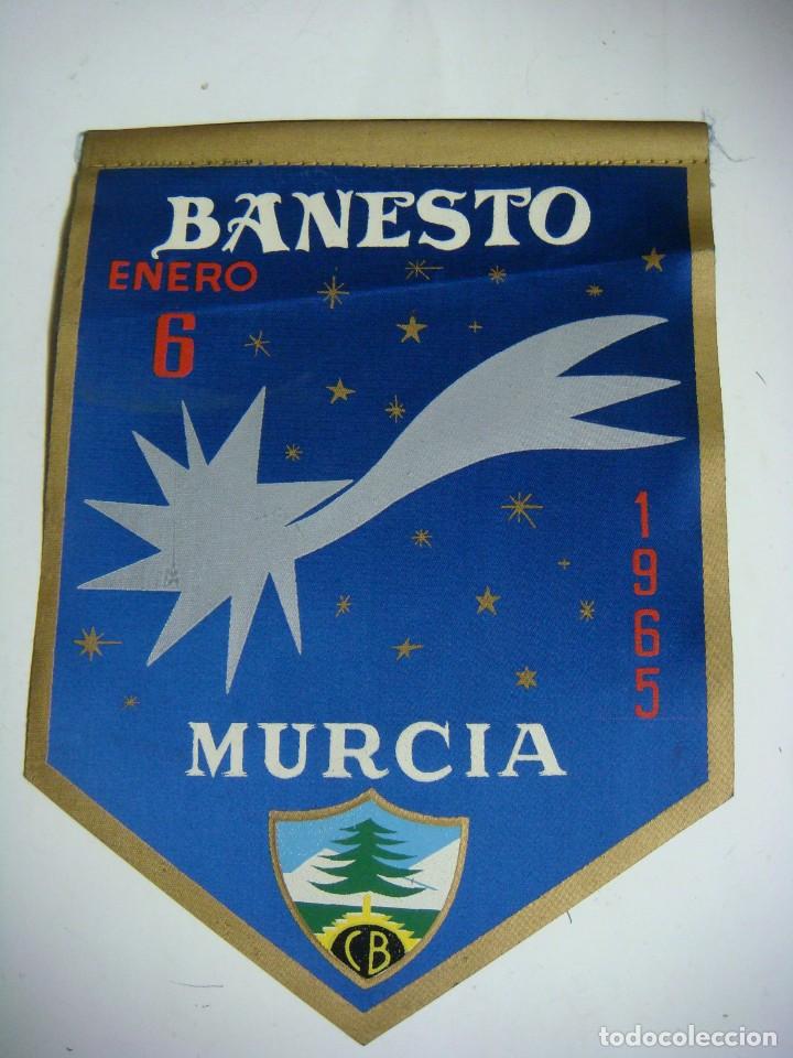 Collection pennants: BANDERIN DE TELA DE LOS A&Ntilde;OS 60-BANESTO 6 ENERO 1965 MURCIA