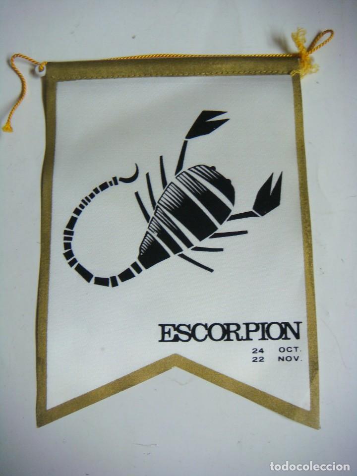 Galhardetes de cole&ccedil;&atilde;o: BANDERIN EN TELA A&Ntilde;OS 60-SIGNO ZODIACO ESCORPION