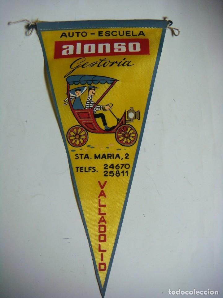 Galhardetes de cole&ccedil;&atilde;o: BANDERIN EN TELA A&Ntilde;OS 60-AUTO ESCUELA ALONSO GESTORIA VALLADOLID