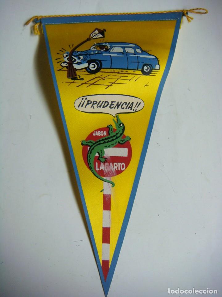Galhardetes de cole&ccedil;&atilde;o: BANDERIN EN TELA A&Ntilde;OS 60-PRUDENCIA JABON LAGARTO