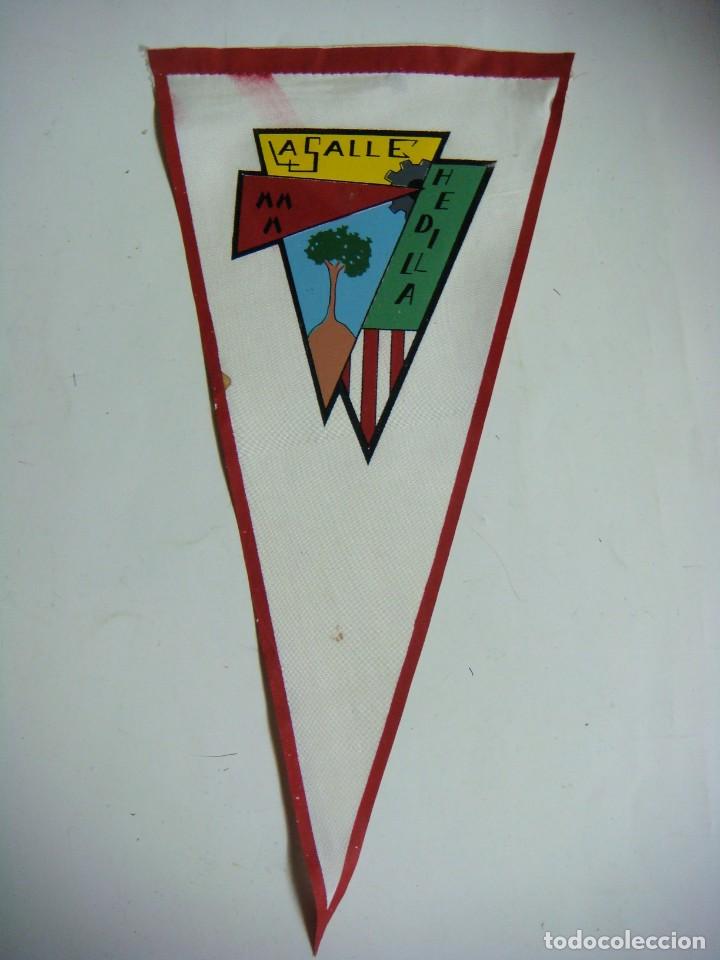 Galhardetes de cole&ccedil;&atilde;o: BANDERIN EN TELA A&Ntilde;OS 60-LA SALLE HEDILLA