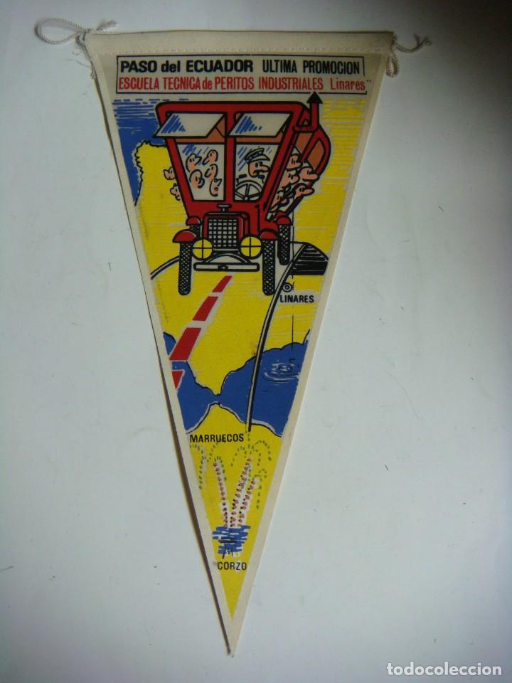 Galhardetes de cole&ccedil;&atilde;o: BANDERIN EN TELA A&Ntilde;OS 60-PASO DEL ECUADOR ESCUELA TECNICA DE PERITOS